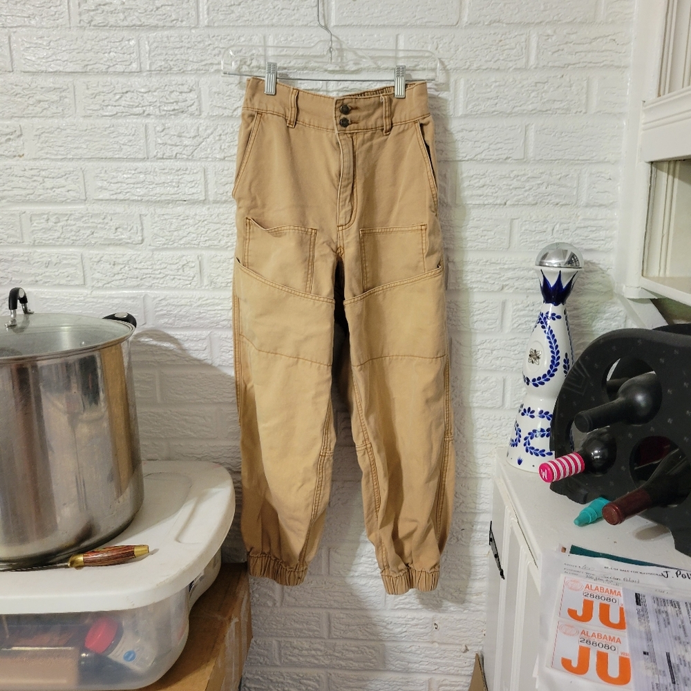 Urban Outfitters Tan Cargo Pants Size Small Pettite